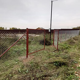 распашные ворота из сетки рабицы