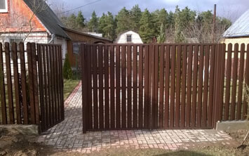 Распашные ворота из евроштакетника